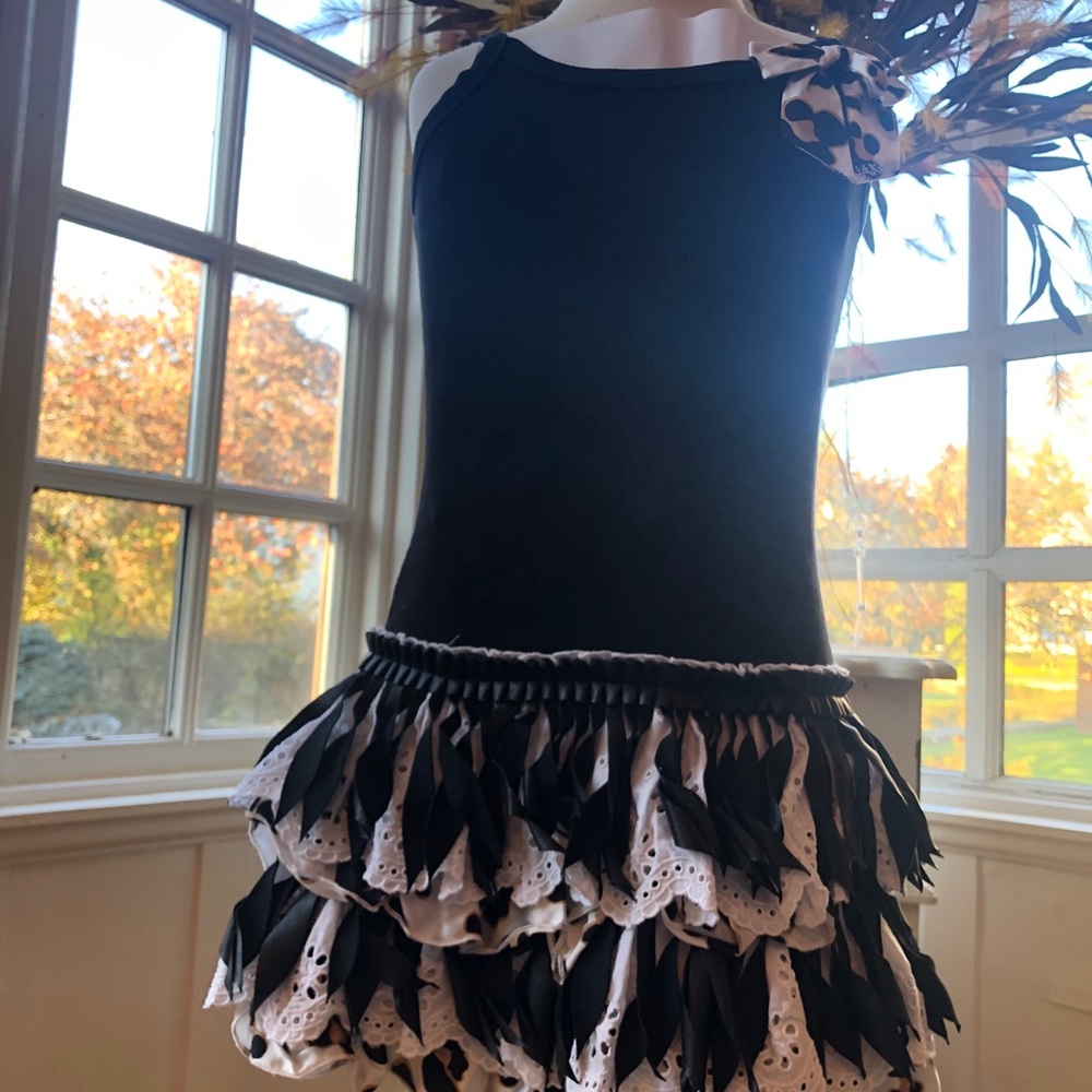 DRESS girls